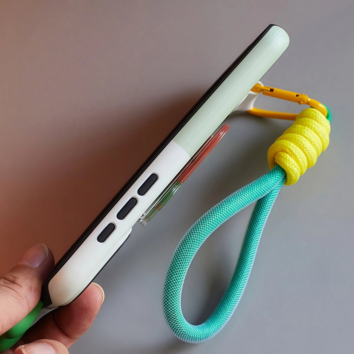 iPhone 17 ProMax Carrot Creative Shockproof Lanyard Case