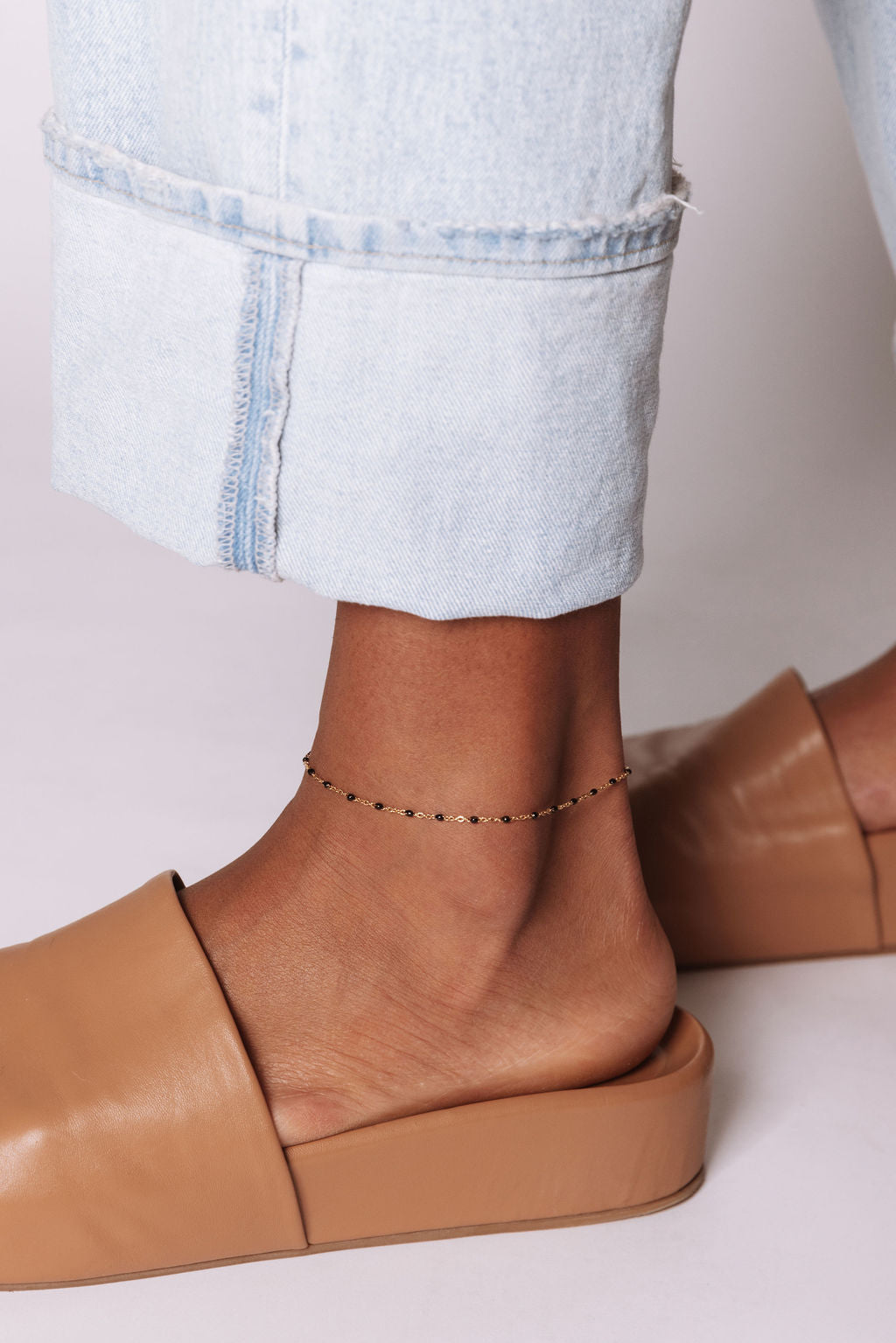 Kaz Anklet